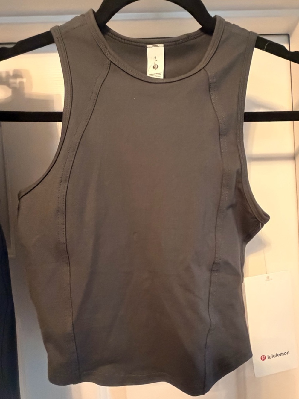Lululemon Athletica Graphite Grey Leggings with Matching Crop Set Tank Sz 4 NWT - Picture 5 of 7